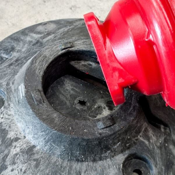 detalle base desmontable​ hito H-75